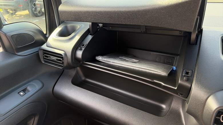 Vauxhall Combo Cargo Combo Xl Diesel 1.5 Turbo D 100ps Pro H1 Van